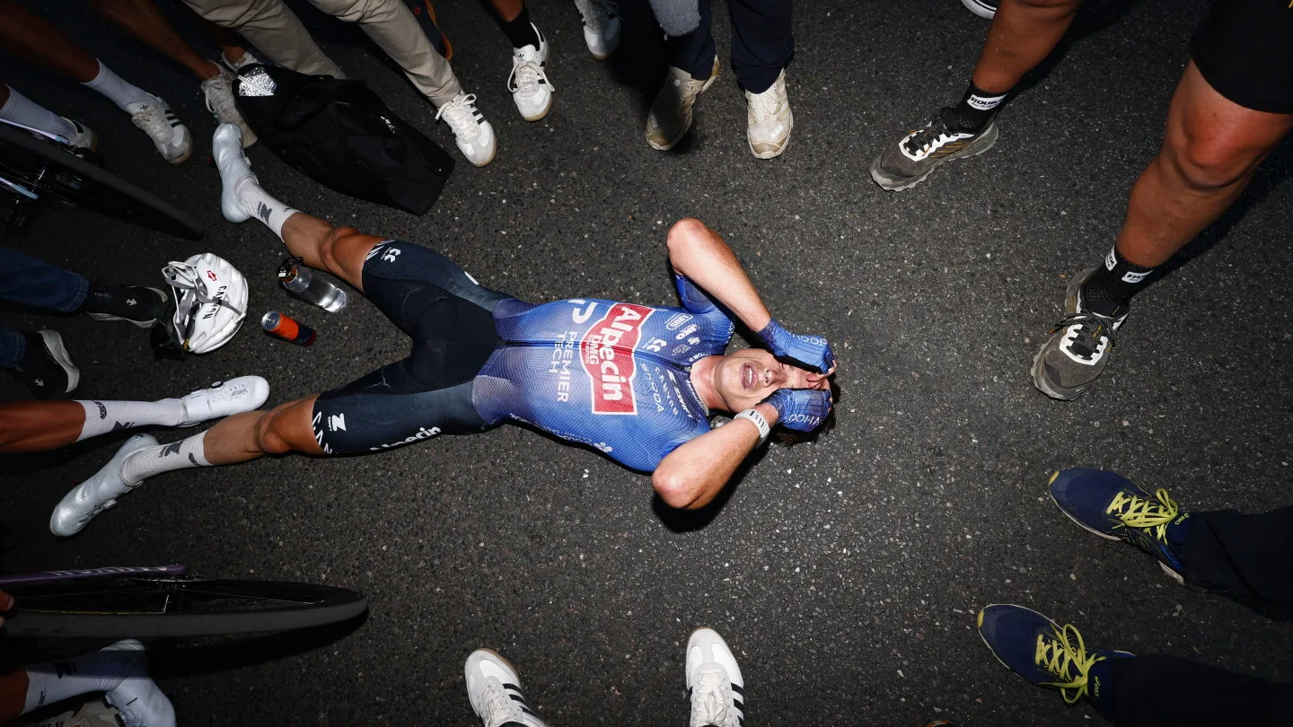 Philipsen wins stage 17 of Tour de France, Pogačar keeps lead